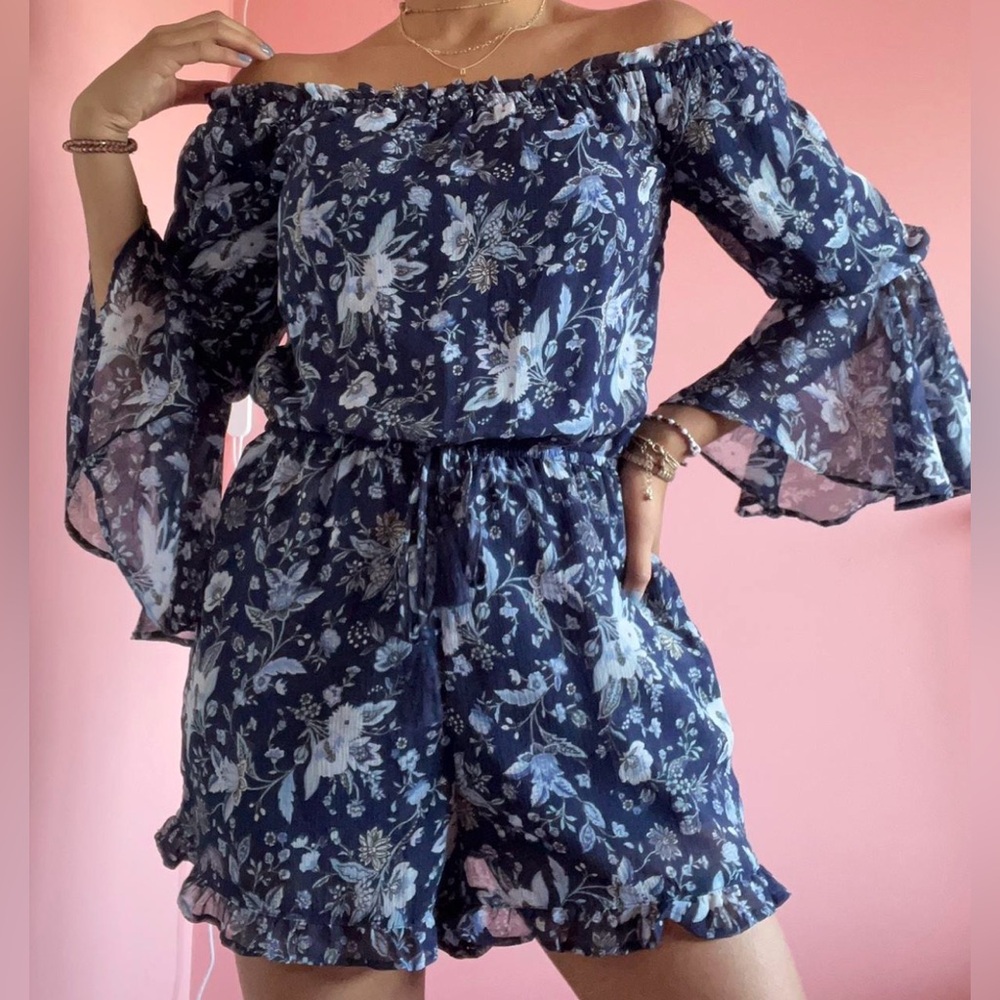 American Eagle Romper Size Small Floral Off Shoulder 3/4 Sleeve Blue Silk Shorts